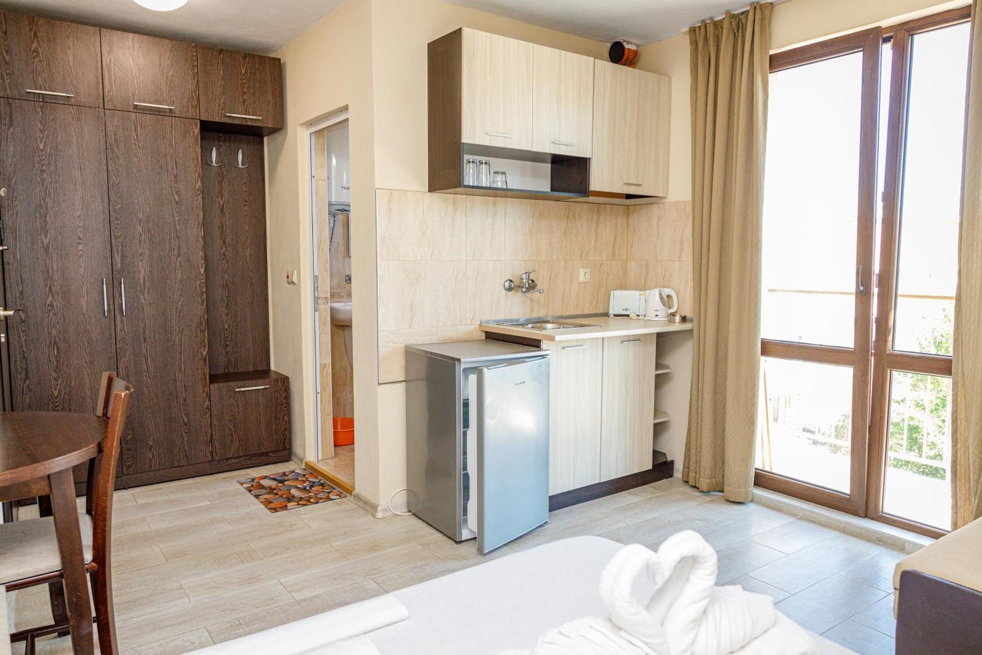 Family Hotel Silitur Achtopol Exterior foto
