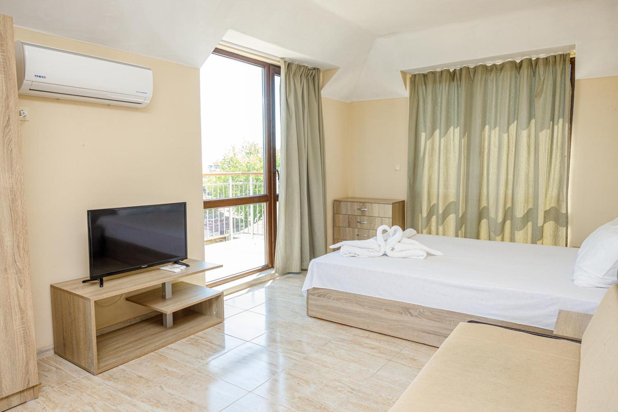 Family Hotel Silitur Achtopol Exterior foto