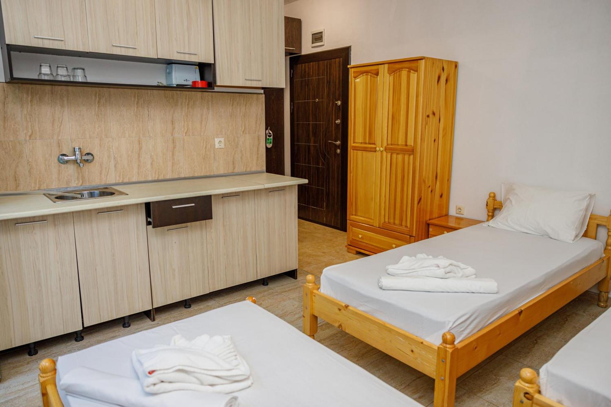 Family Hotel Silitur Achtopol Exterior foto