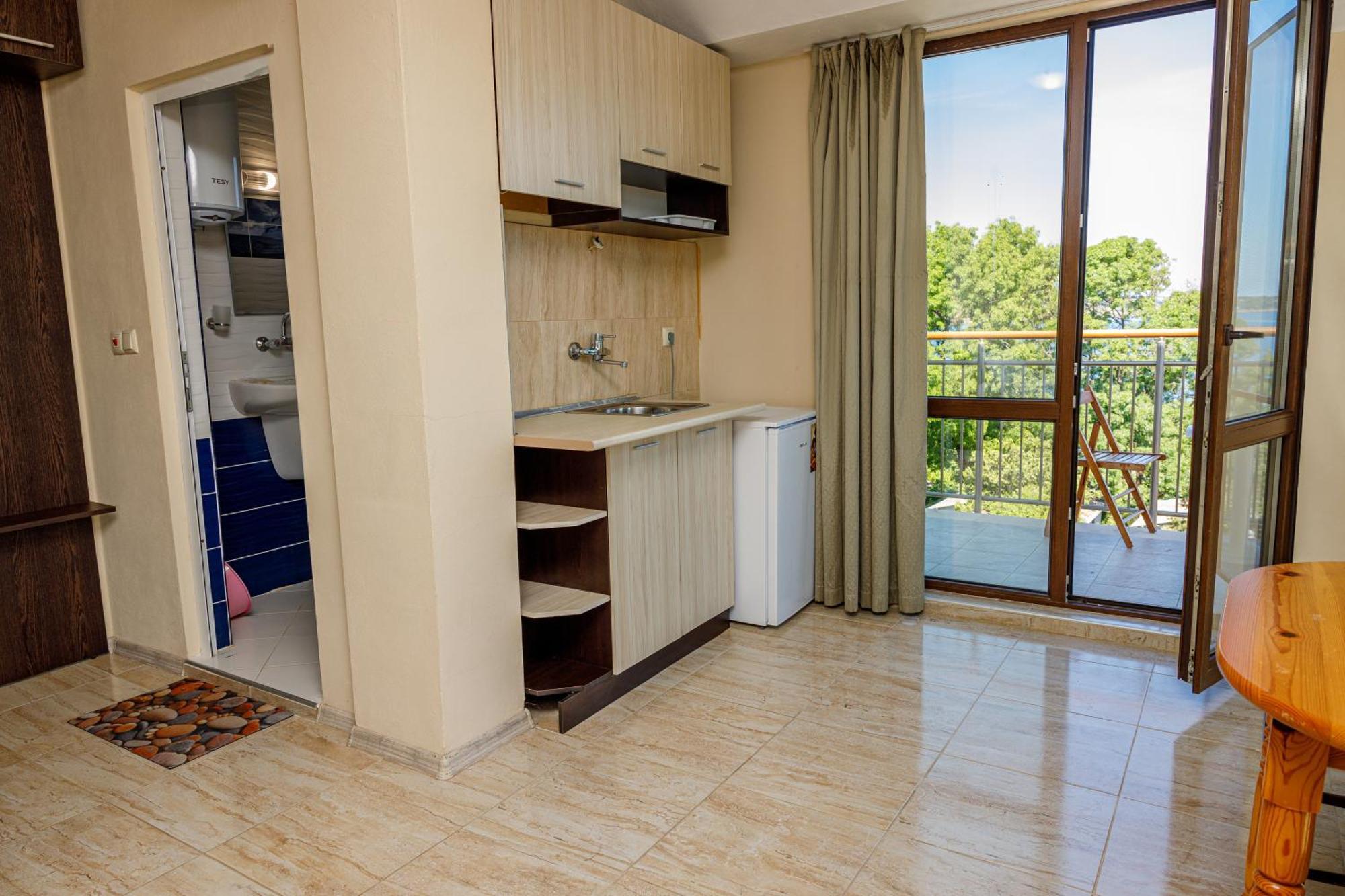 Family Hotel Silitur Achtopol Exterior foto