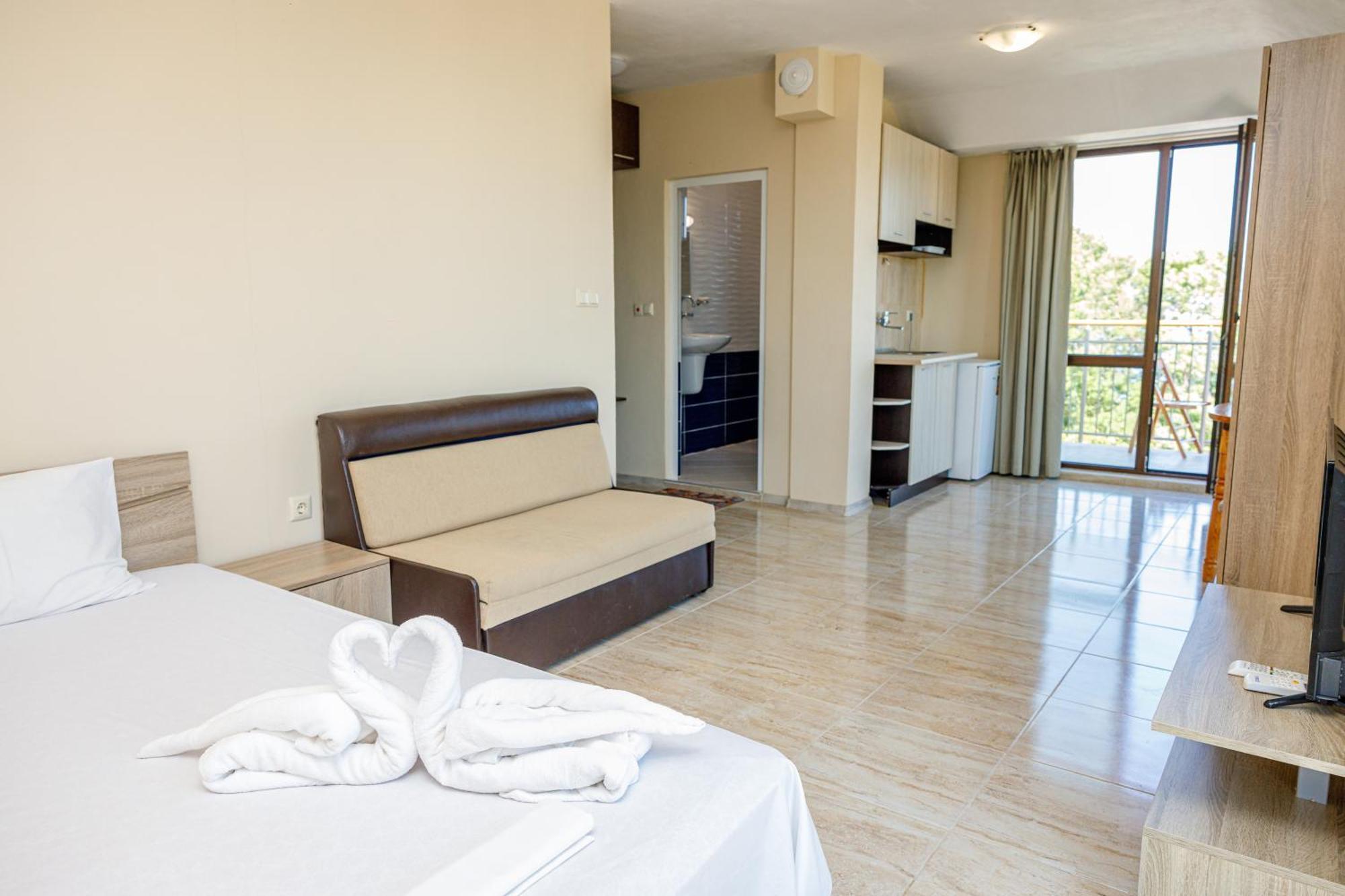 Family Hotel Silitur Achtopol Exterior foto