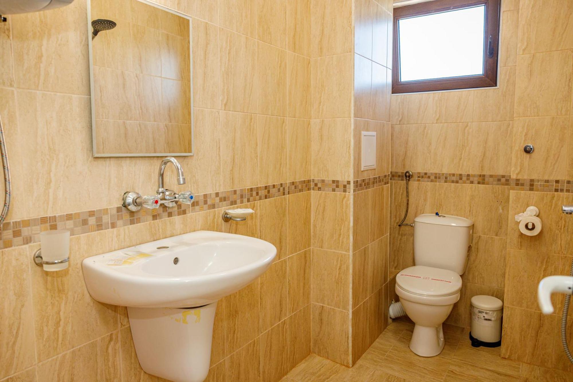 Family Hotel Silitur Achtopol Exterior foto